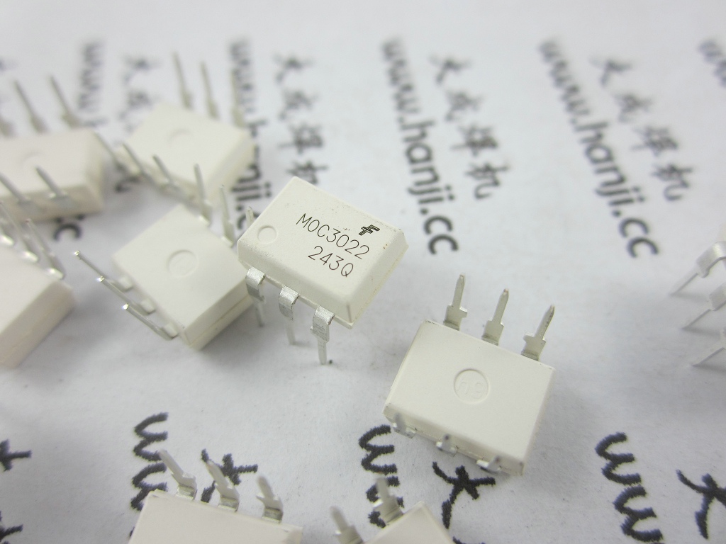 逆变单管维修常用 moc3022 光耦 控制用 白色