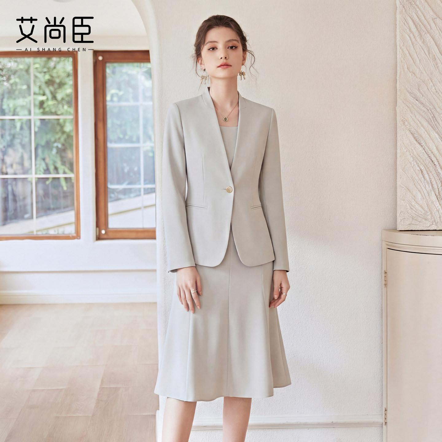 艾尚臣知性优雅风西装套装女春夏通勤职业装外套连衣裙两件套