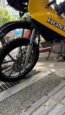 泰国进口SHOWA/昭和适应幼兽110cc 前减震器前油压阻尼减震器幼兽