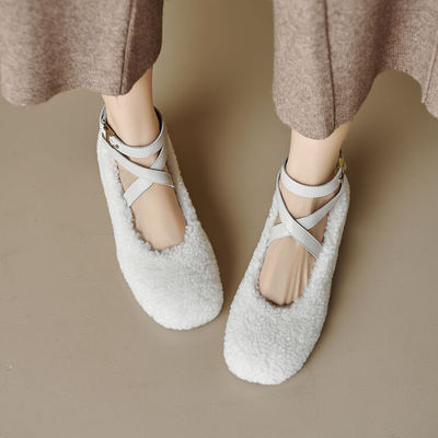 秋冬学生鞋乖乖鞋圆头内增高毛绒浅口单鞋毛毛鞋棕色白色鞋子SLLM