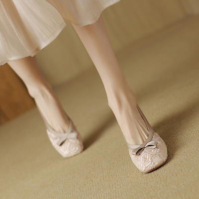 2024年春夏季优雅圆头粗跟中跟凉鞋女包头鞋杏色沙丁布网鞋淑女TY