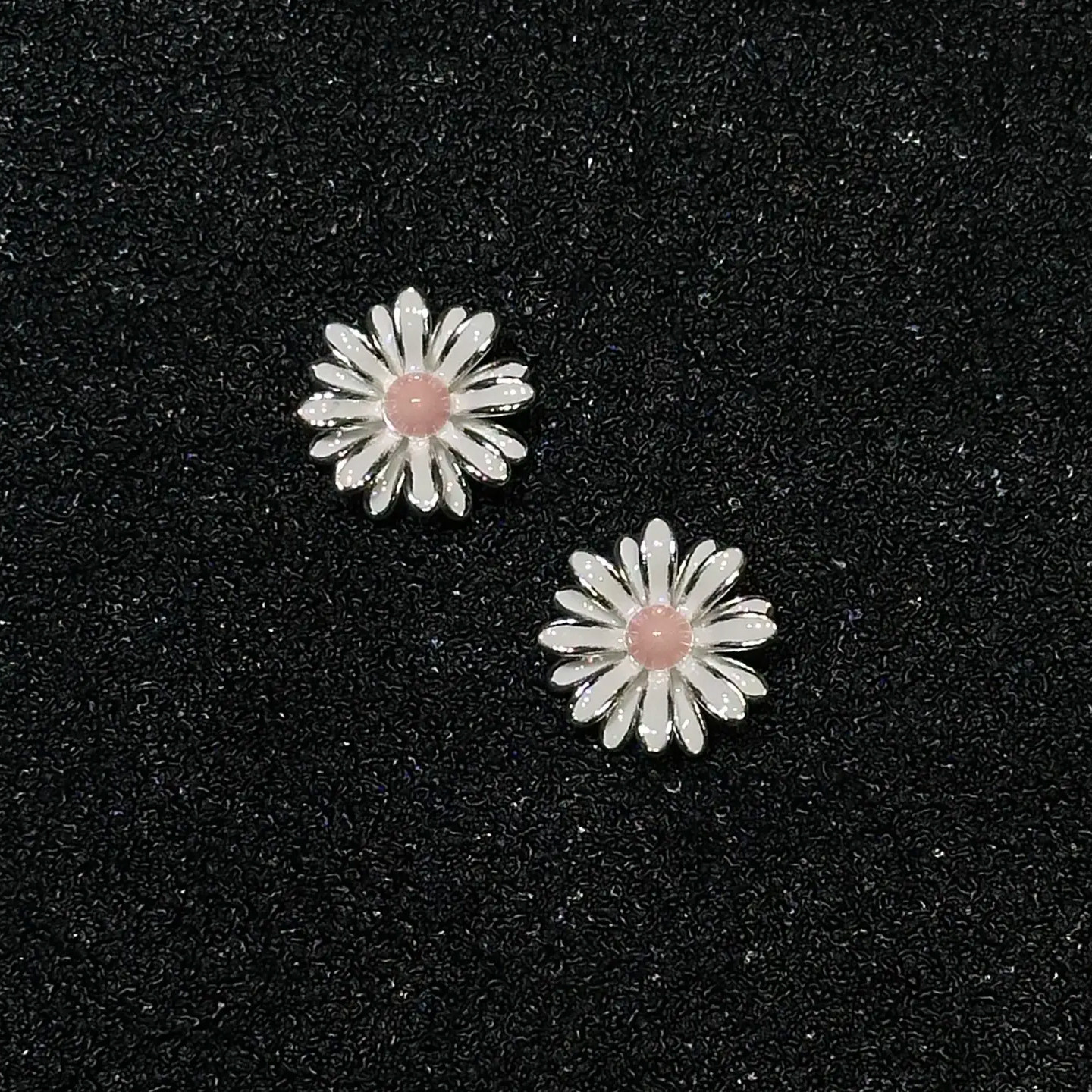 韩版小雏菊耳钉女轻奢气质小众设计高级感精致百搭冷淡风耳环耳饰