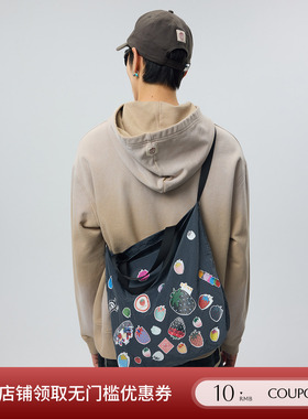 8ON8 设计师品牌 26新品  折叠收纳草莓小包  SOLSOL