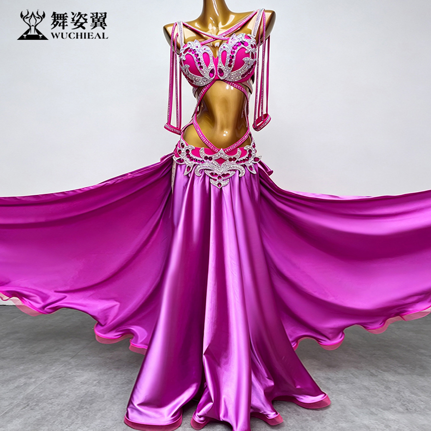 舞姿翼重工烫钻肚皮舞演出服女2026新款东方舞台表演文胸长裙套装