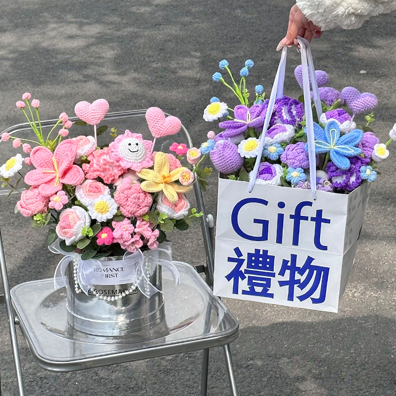 创意生日礼物手工针织玫瑰郁金香毛线花混搭抱抱桶摆件装饰送女生