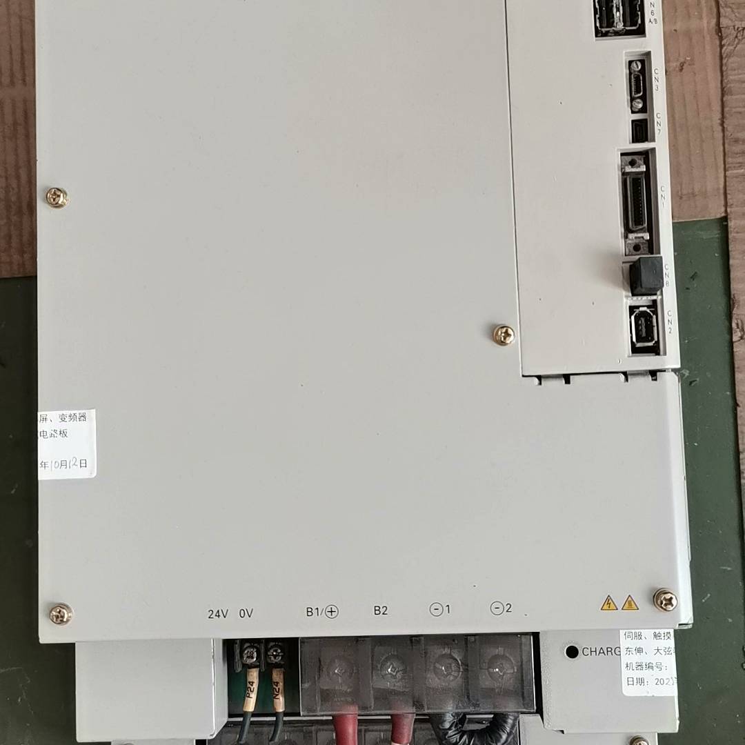 安川五代SGMGV-1EDDA61/SGDV-3议价 也可为维修!!