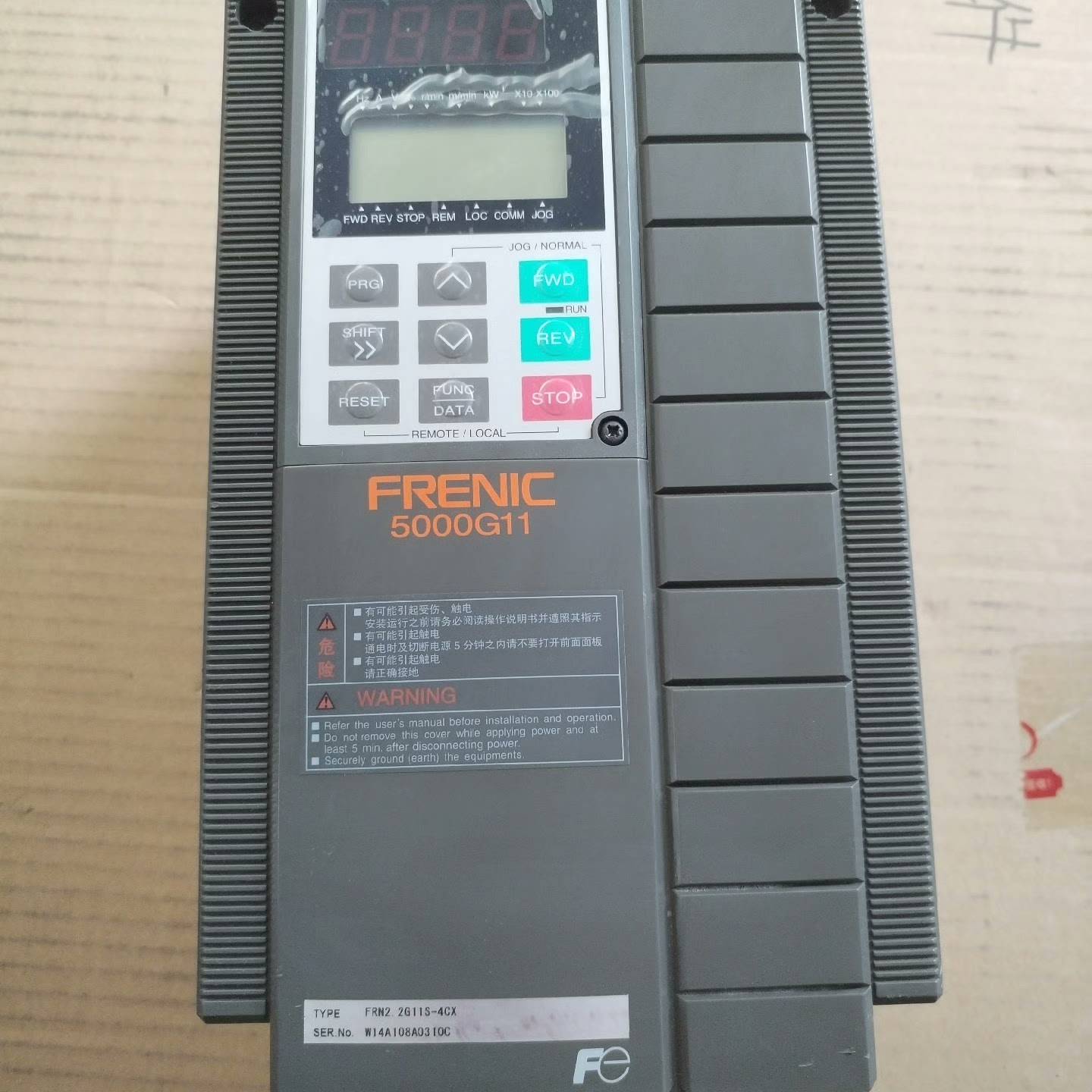 富士2.2KW 380V FRN2.2G11S-4CX议价 也可为维修！！