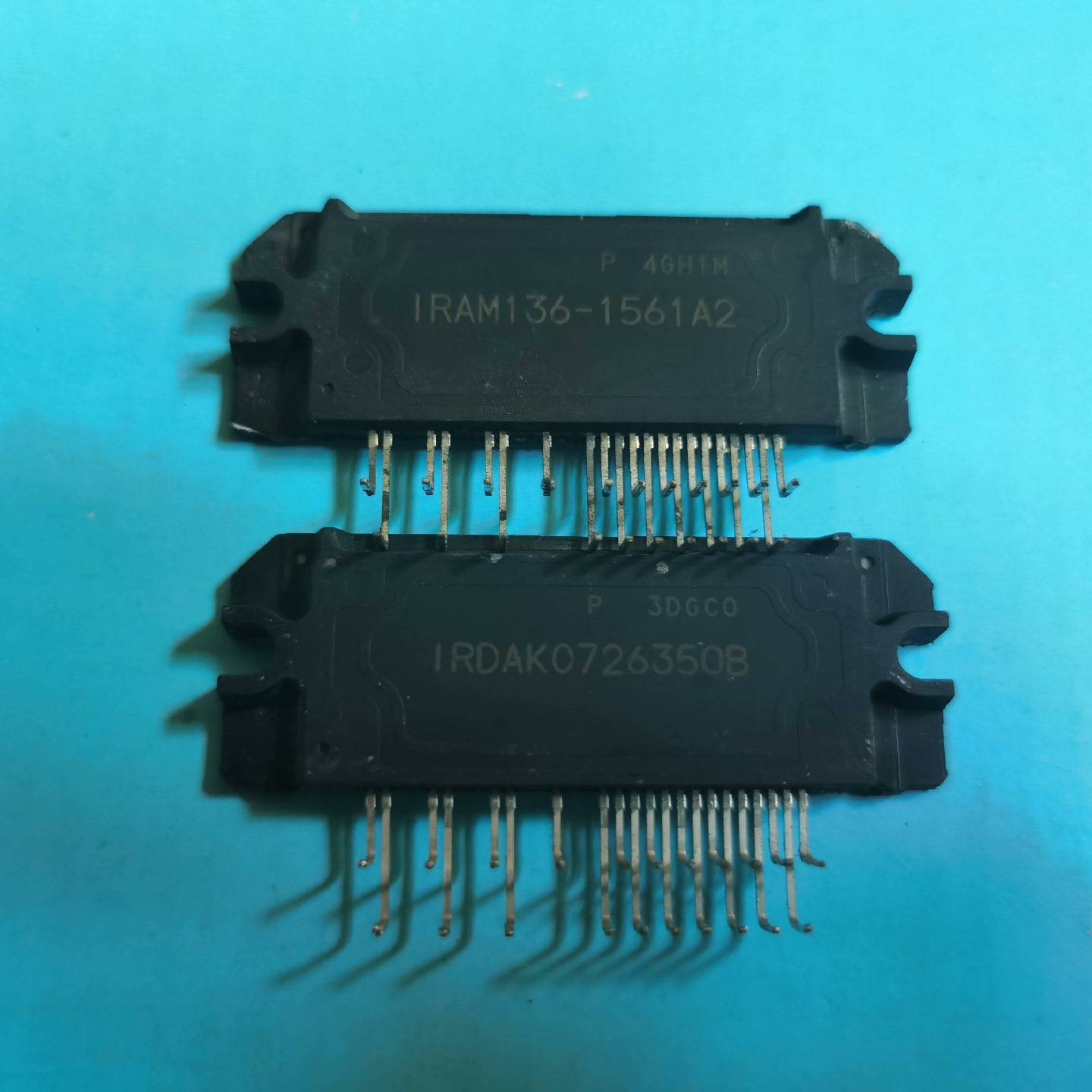 IRAM136-1061A2议价 也可为维修！！