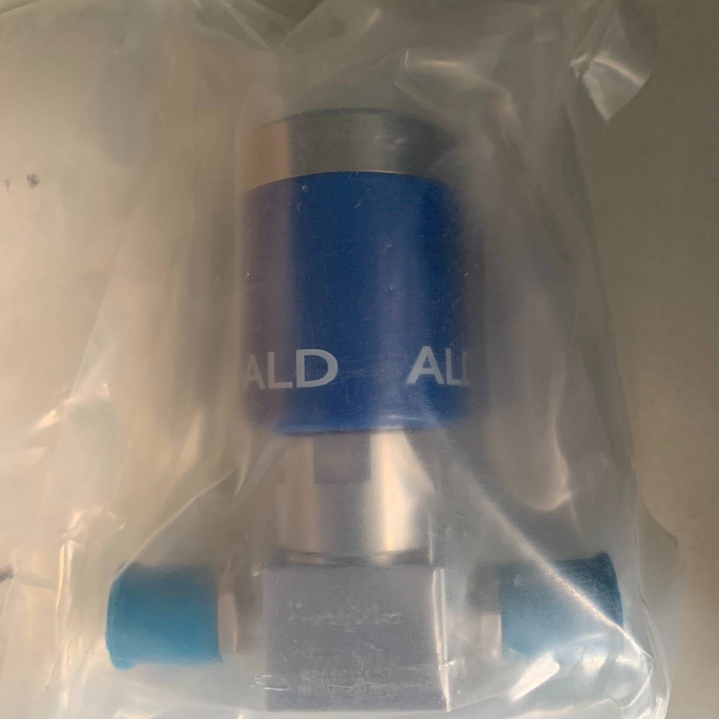 世伟洛克 6V-ALD3MR4-P-C议价 也可为维修！！