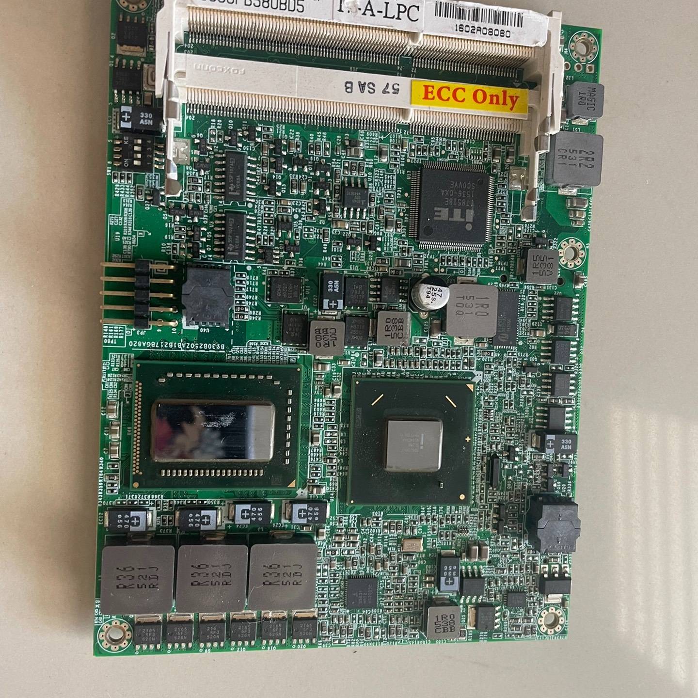 瑞传 PCOM-B217-PAN-MY-I7 设议价 也可为维修!!
