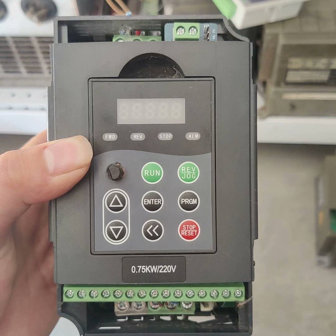 英捷思Y500-Y0007M1  0.75/1.2k议价 也可为维修！！