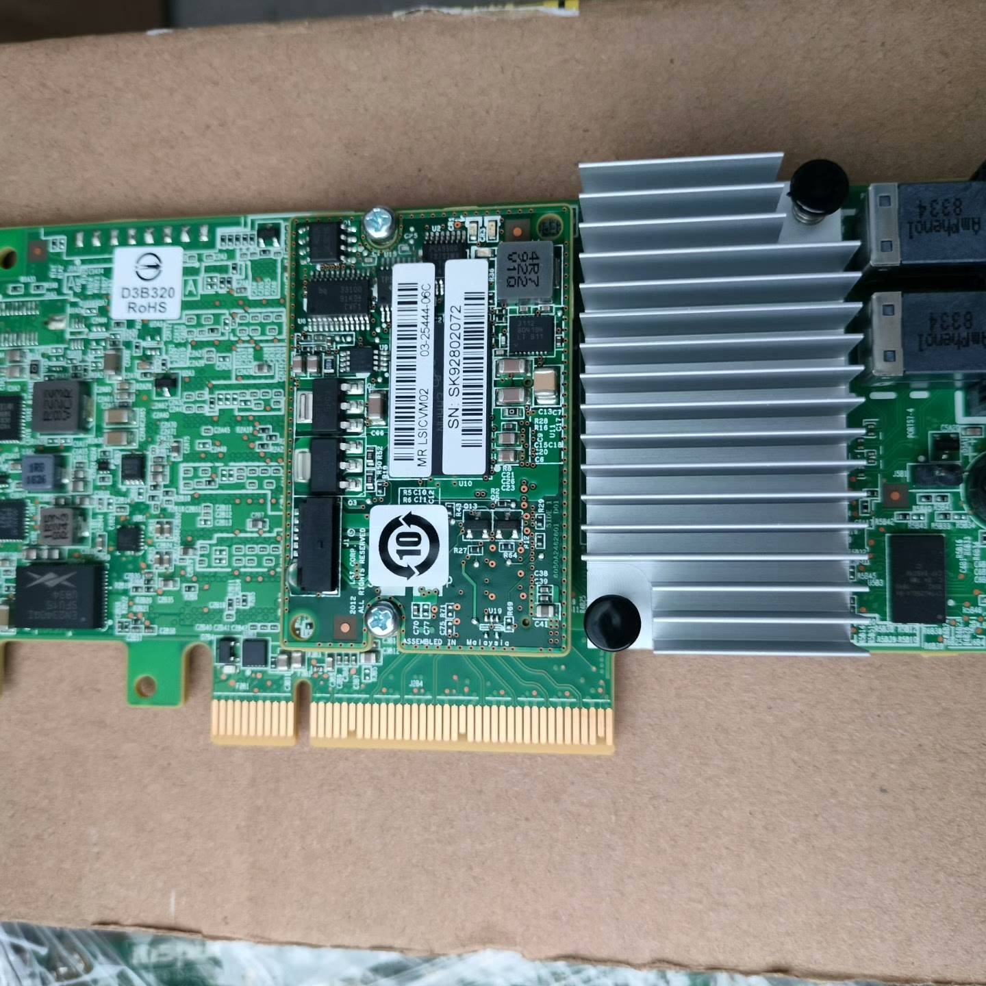 Lsi 9361-8i  2G缓存PN：V06B61议价 也可为维修！！