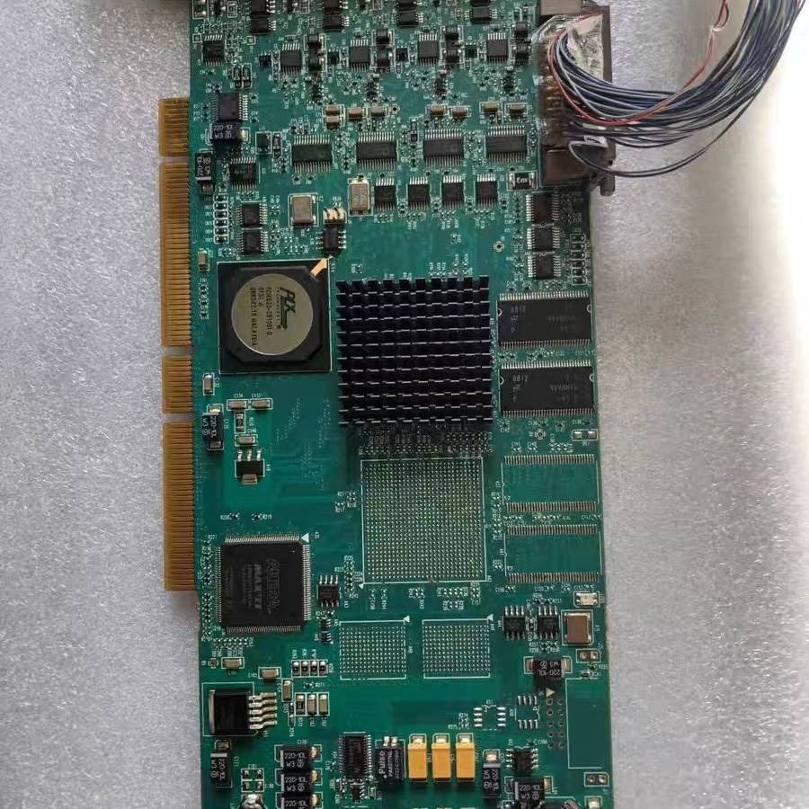 迈创Matrox SOL6M4A Y7190-02 RE议价 也可为维修！！