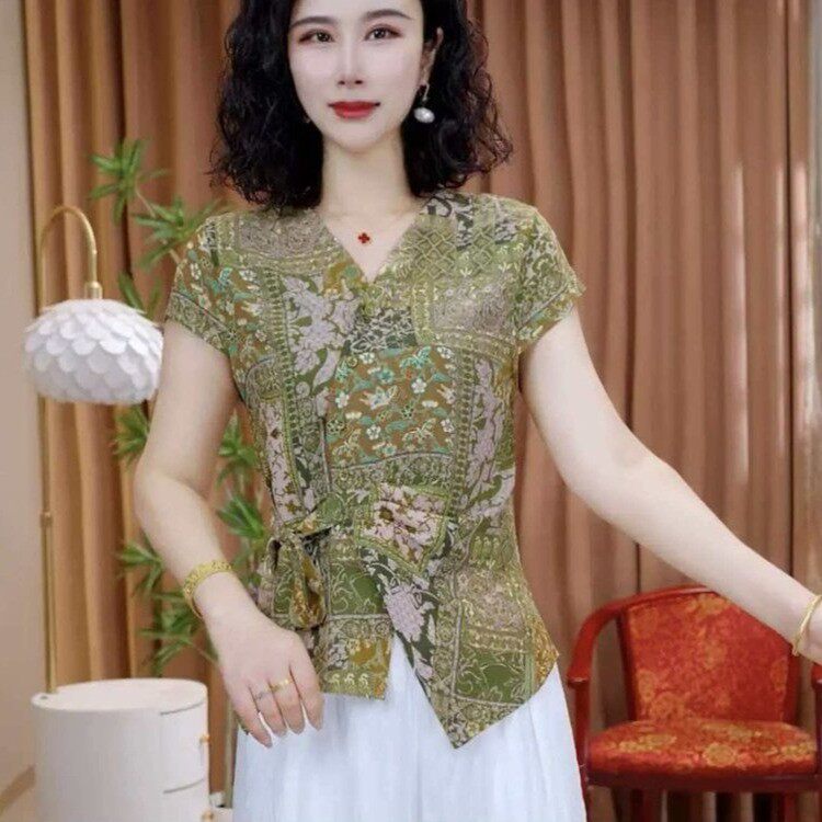 夏季妈妈装碎花V领短袖开衫