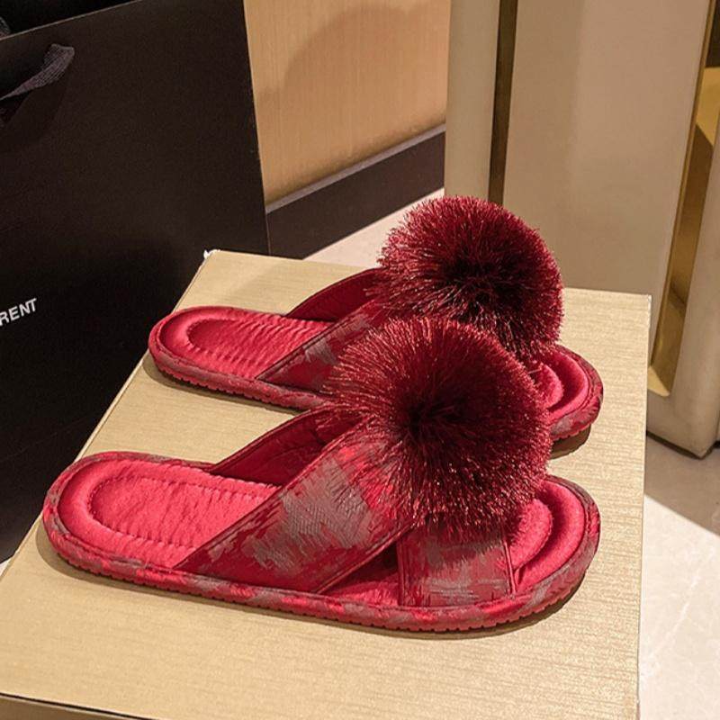 复古新中式缎面交叉流苏毛球新娘结婚酒店家居防滑配晨袍一字拖鞋,女鞋,一字拖,淘宝优惠券,粉丝福利购,淘宝优惠卷