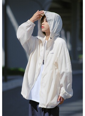 日系户外UPF50+轻薄透气防晒服男女款防紫外线皮肤风衣夏季外套