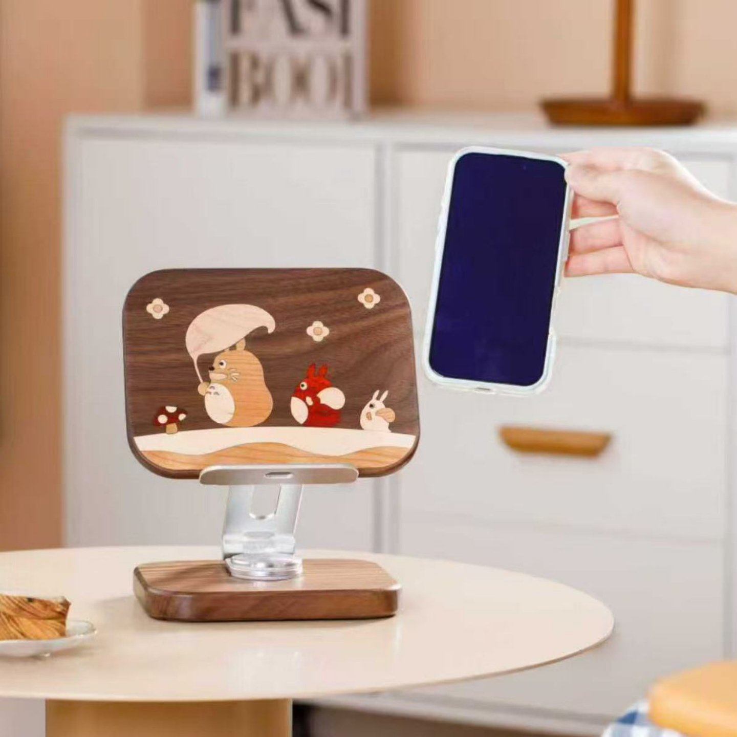 可爱龙猫北美黑胡桃实木可调节可旋转读书架笔记本平板手机支架
