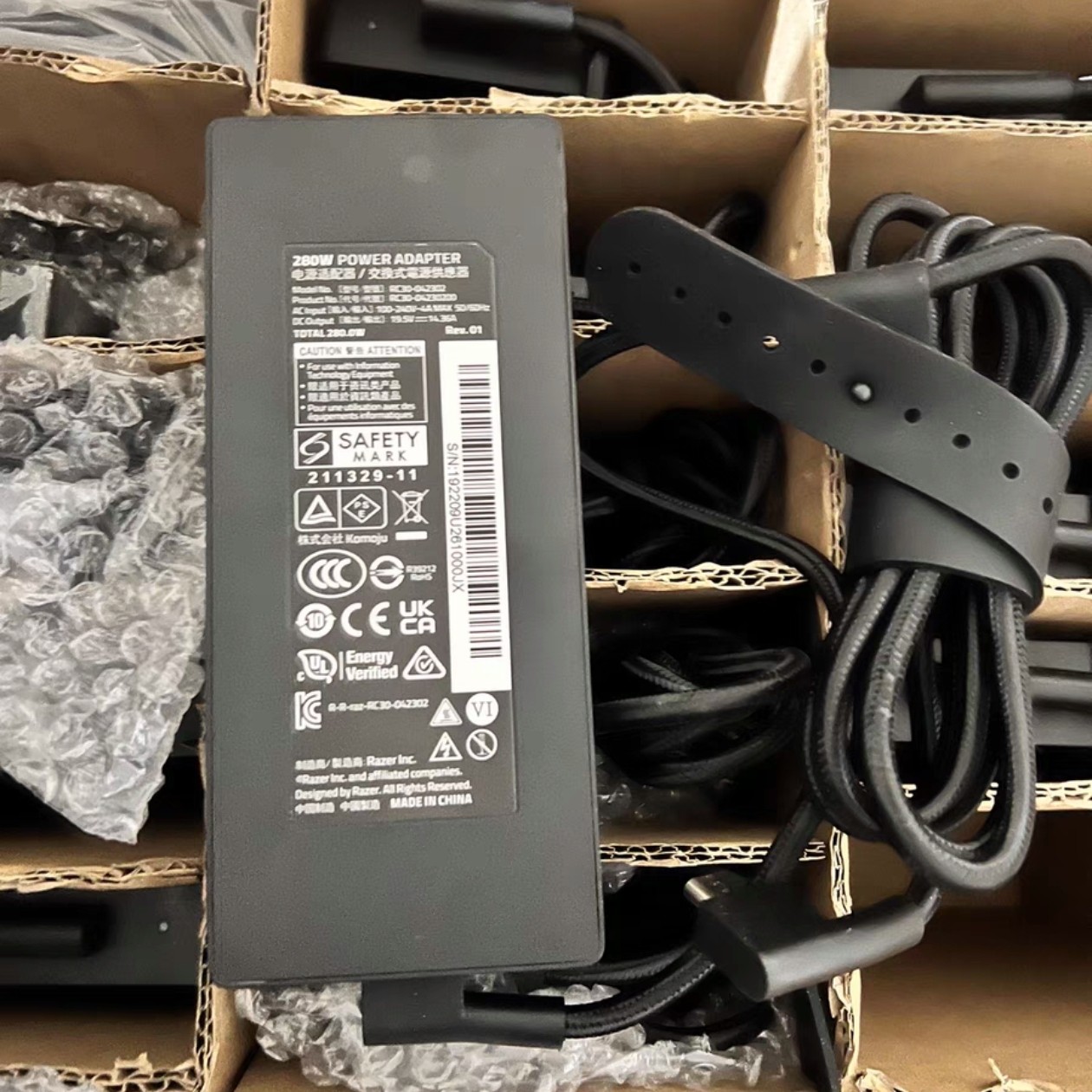 原装配件适用于Razer雷蛇笔记本19.5V 14.36A电源适配器数据线