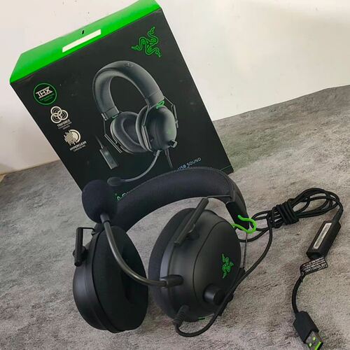 Razer雷蛇旋风黑鲨V2头戴式耳机+USB声卡7.1环绕THX音效游戏耳机