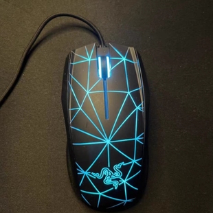 Razer雷蛇太攀皇蛇Taipan三色光版有线对称游戏RGB幻彩鼠标滑鼠