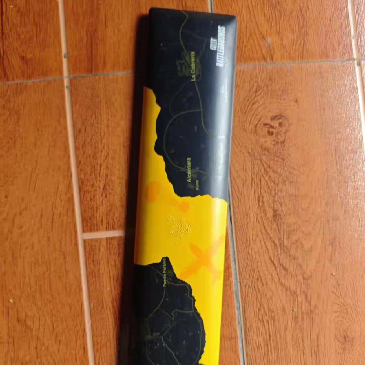 原装配件适用于Razer雷蛇猎魂光蛛V2 PUBG吃鸡联名款键盘掌托腕垫