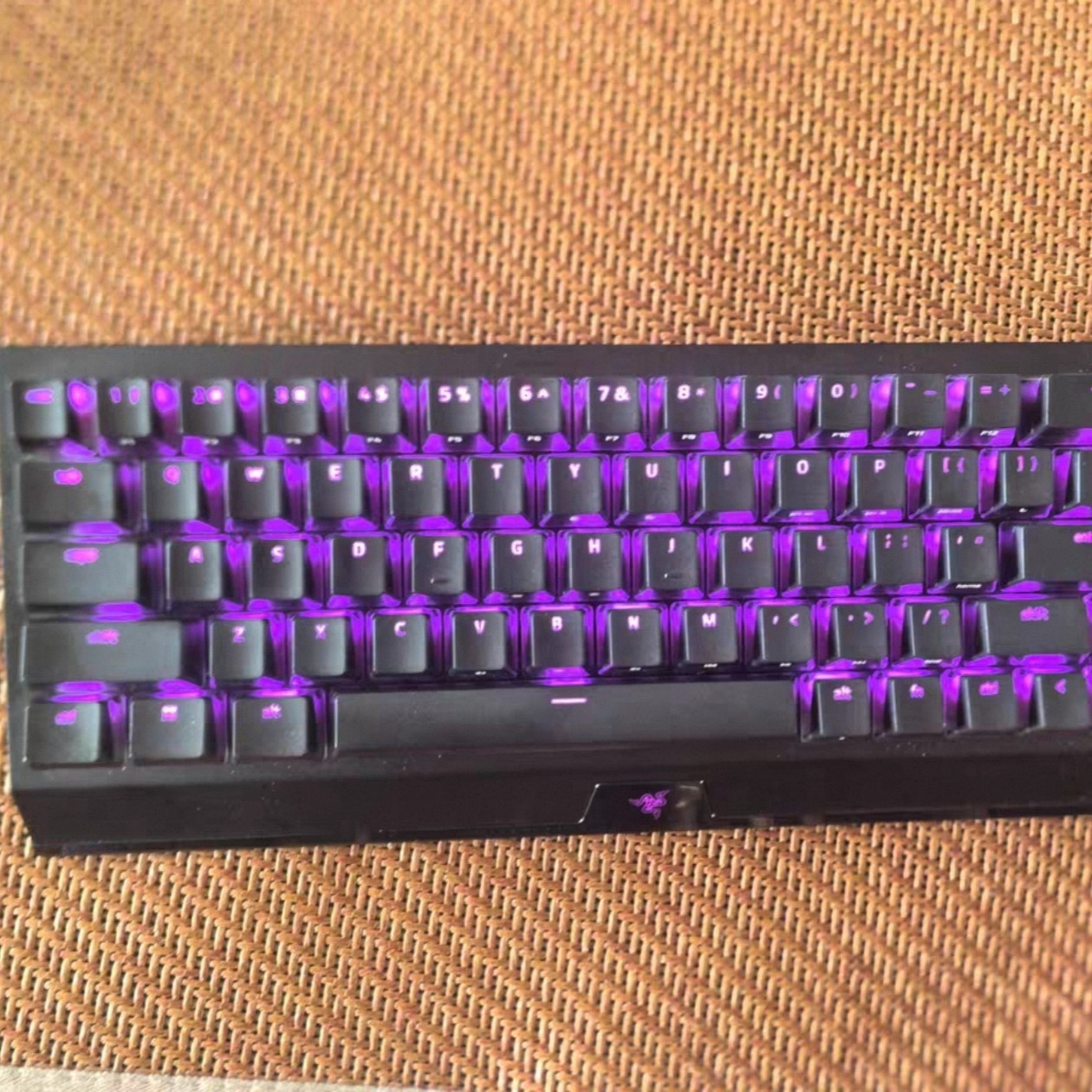 Razer雷蛇黑寡妇蜘蛛V4MINI迷你版有无线游戏电竞RGB幻彩电竞键盘
