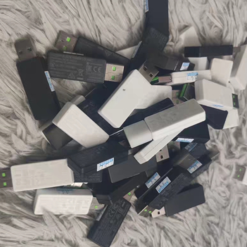 原装配件适用于Razer雷蛇旋风黑鲨V2PRO蓝牙版无线接收信号适配器