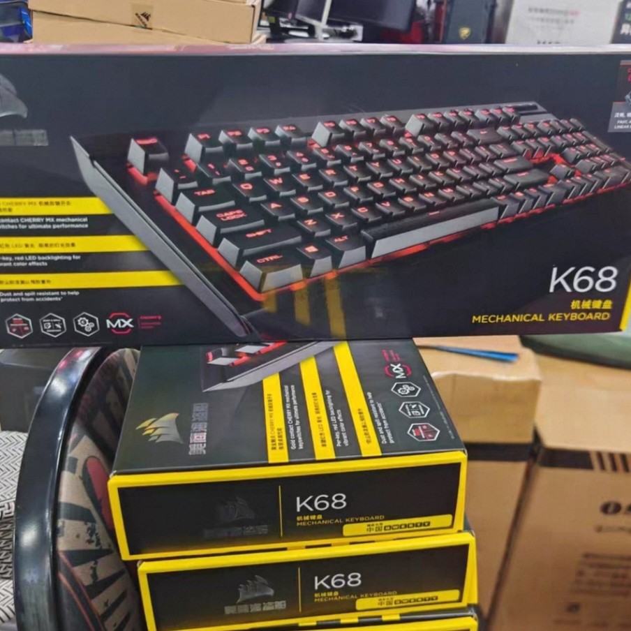 美商海盗船K68有线红轴游戏机械电竞游戏专用电脑键盘红色背光