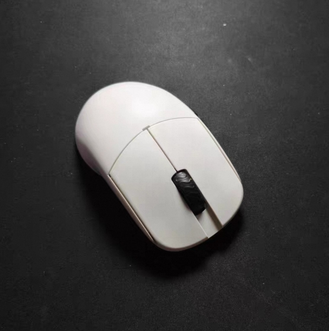 LAMZU兰族亚特兰蒂斯MINI PRO熊猫配色轻量化游戏无线FPS鼠标