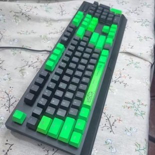 Razer雷蛇黑寡妇V3领克有线游戏电竞104配列机械轴体RGB幻彩键盘