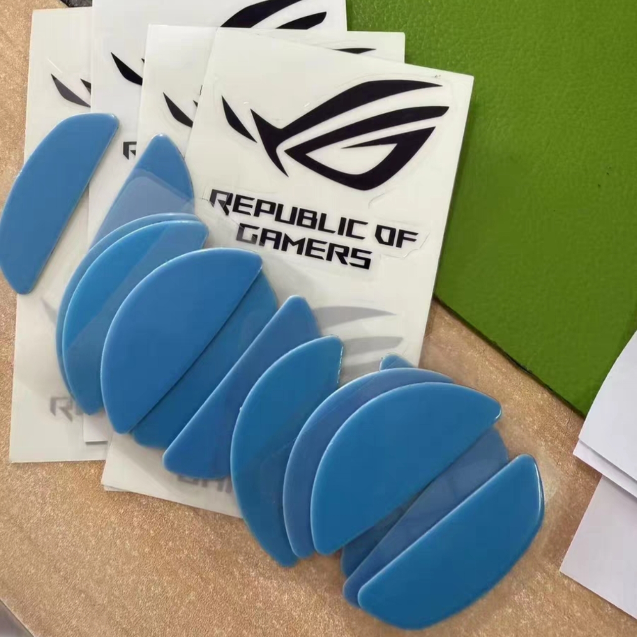 原装配件适用于ROG玩家国度龙鳞ACE EXTREME无线鼠标脚贴贴纸垫