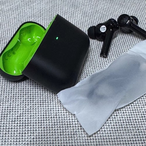 Razer雷蛇战锤狂鲨极速版XBOX游戏无线蓝牙入耳式降噪真无线耳机