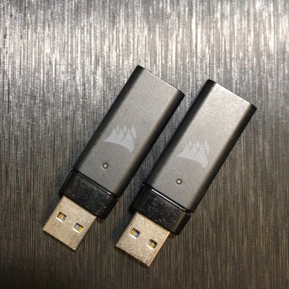 原装配件适用于美商海盗船 HS70/PRO无线蓝牙耳机USB接收适配器