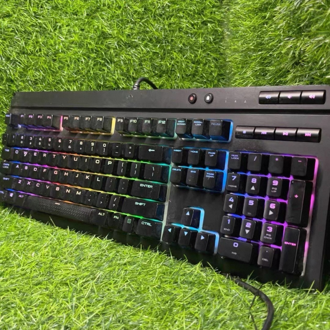 美商海盗船CORSAIR K68青Cherry轴有线游戏电竞机械RGB背光键盘