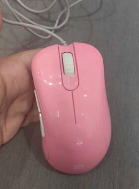 卓威奇亚ZOWIE EC2粉色限量特别版有线游戏趴握电竞FPS吃鸡鼠标