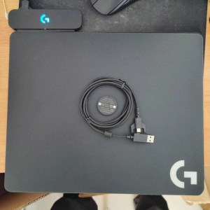 罗技Powerplay QI充电鼠标垫适用于GPW/G903/403/502/X/PLUS鼠标
