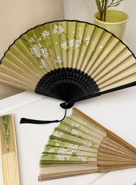 古风竹制折扇女便携舞蹈扇绿色花卉印花流苏小扇子小巧便携六寸