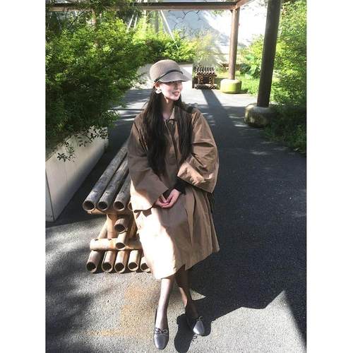 宅女家高级感气质翻领风衣外套女秋季中长款宽松显瘦橄榄绿大衣