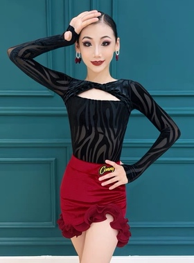 康尼舞服少儿拉丁舞服秋冬丝绒长袖半身红色花边表演服套装练习服