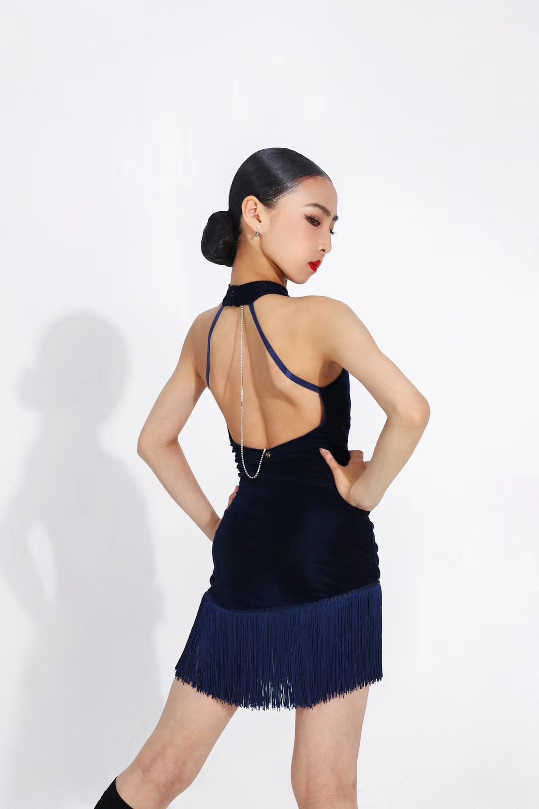 R design舞服少儿拉丁舞精致静谧蓝露背挂脖流苏练习服恰恰