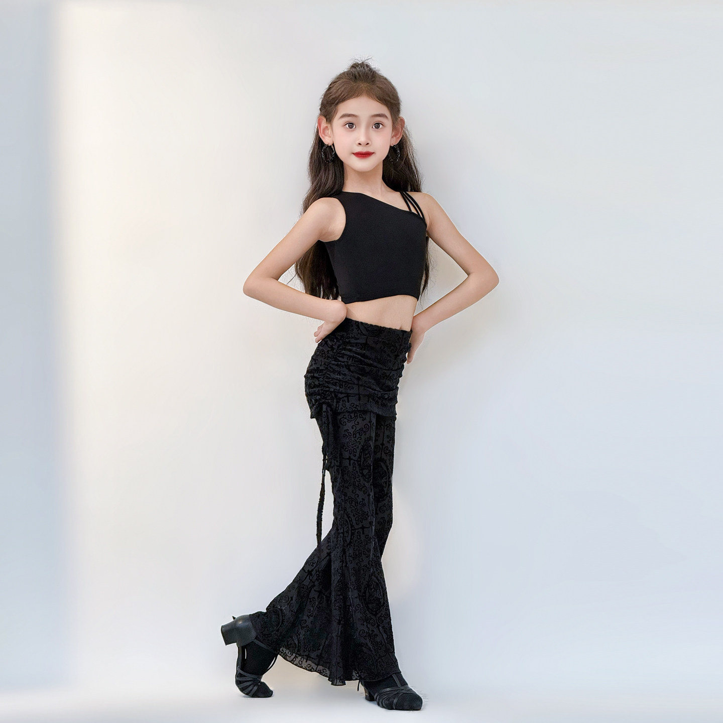 2026新款高级拉丁舞蹈裤摩登舞专用裤子女儿童跳舞练功裤喇叭裤裙