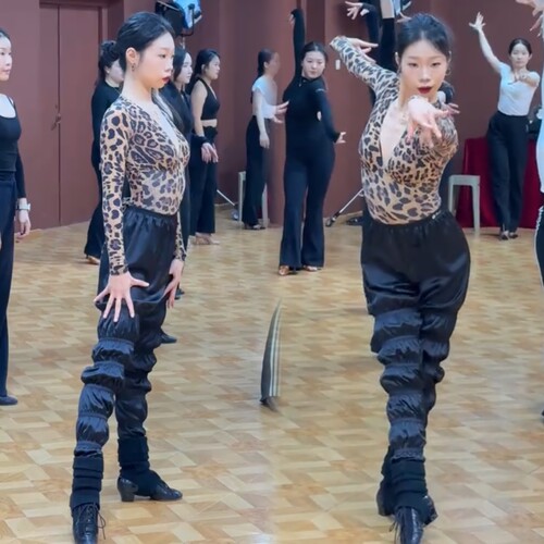Hazel舞服爆款女士亮皮教师裤防风科技面料暴汗裤拉丁舞皮裤集训