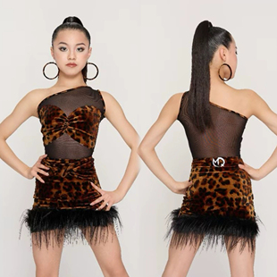 MQ苗子舞服少儿拉丁舞网纱豹纹丝绒春夏斜肩毛毛套装女童跳舞