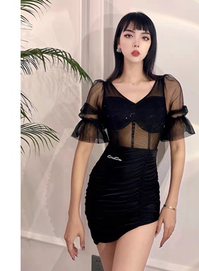 CHICA舞服拉丁舞女士春夏黑色网纱长袖胸前亮片连衣裙包臀性感