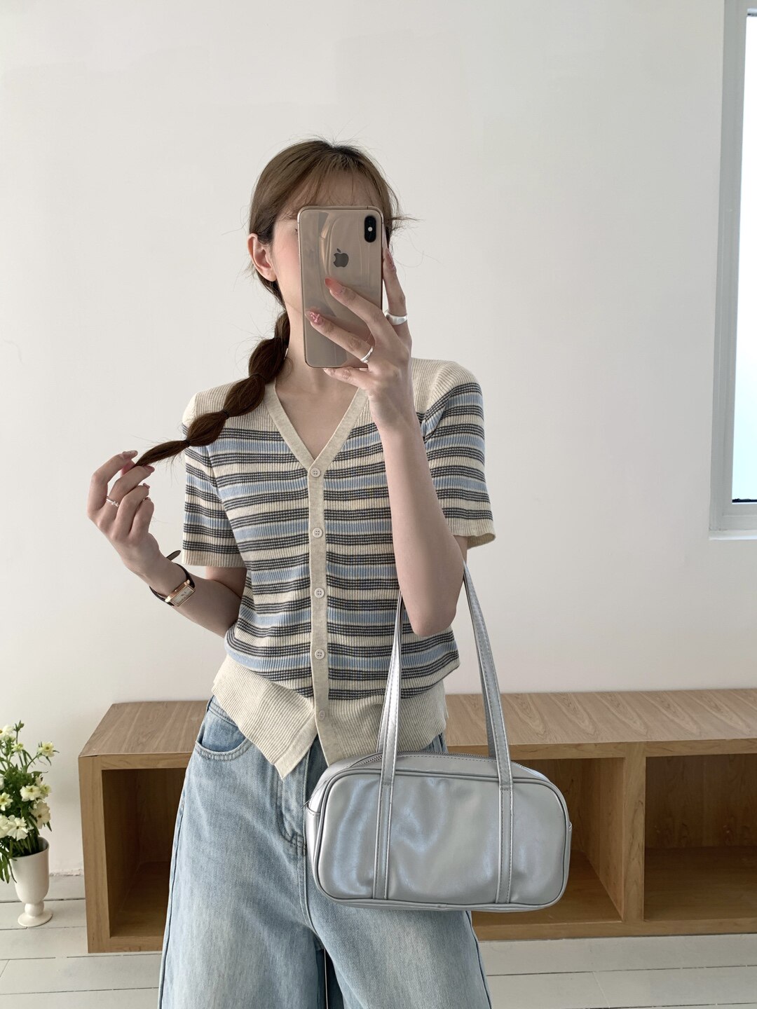 2026春季新款韩系宽松显瘦V领条纹羊毛针织短袖女百搭上衣T恤潮