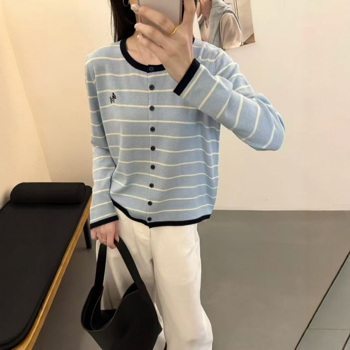 2026春季新款韩系宽松圆领拼色条纹细羊毛针织开衫女百搭上衣外套