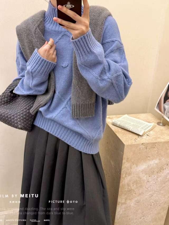 2025秋冬新款韩版半高领套头菱形格羊驼绒针织羊毛衫女百搭毛衣潮