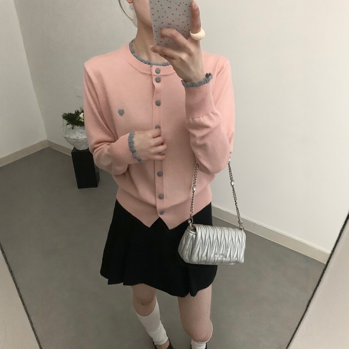 2026春季新款韩系宽松圆领爱心精细羊毛针织开衫女款百搭上衣外套