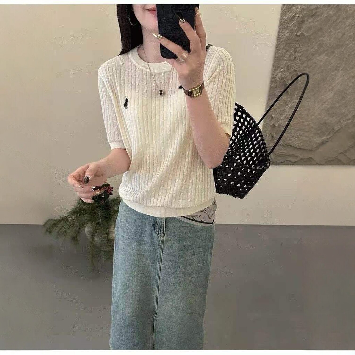 2026夏季新款韩系修身显瘦圆领刺绣麻花莱赛尔针织短袖女百搭上衣