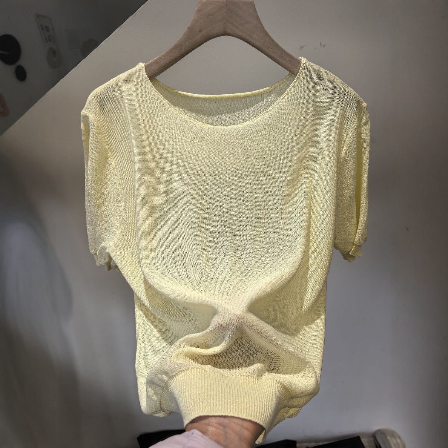 2026春季新款韩系宽松圆领纯色亮片亚麻针织短袖T恤衫女百搭上衣